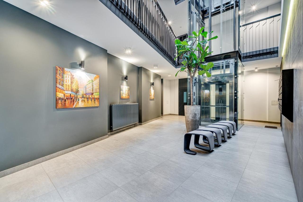 Happy Gold Studio, Self Check-in, Parking In The Underground Garage * VNO