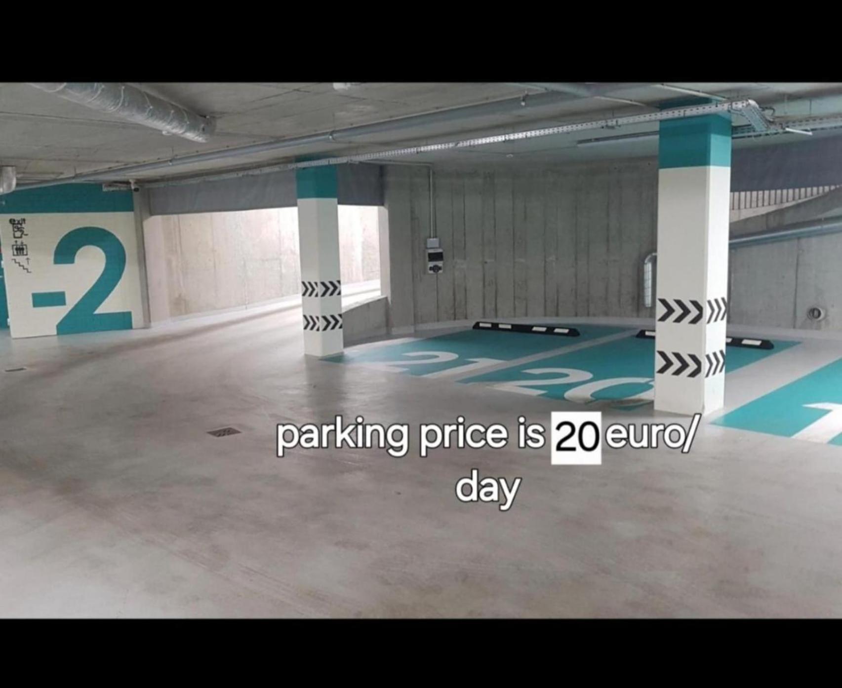 Happy Gold Studio, Self Check-in, Parking In The Underground Garage Appartement