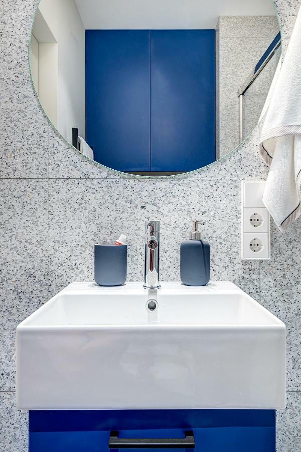 Appartement Happy Gold Studio, Self Check-in, Parking In The Underground Garage VNO