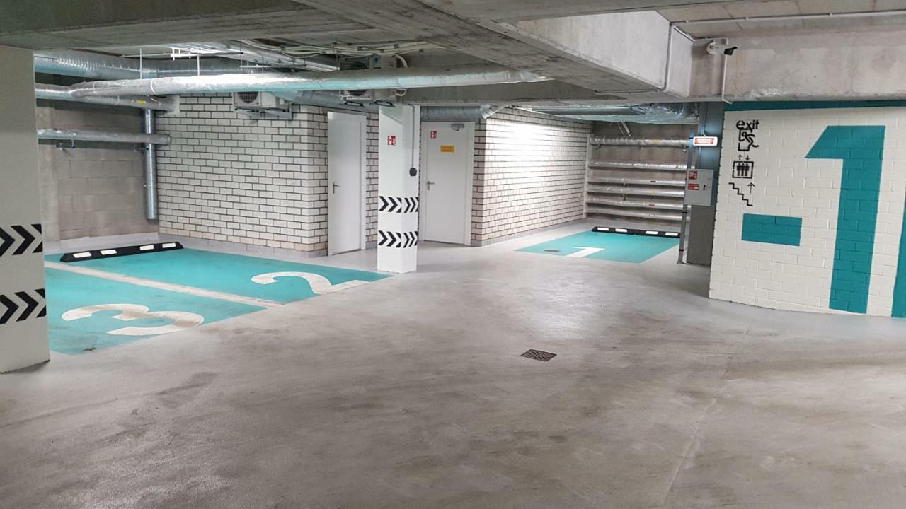 Happy Gold Studio, Self Check-in, Parking In The Underground Garage Appartement *