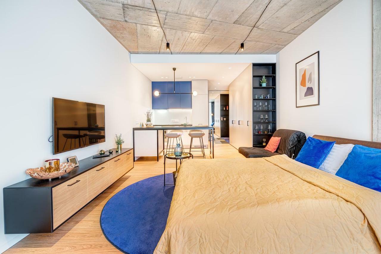 Happy Gold Studio, Self Check-in, Parking In The Underground Garage Appartement VNO